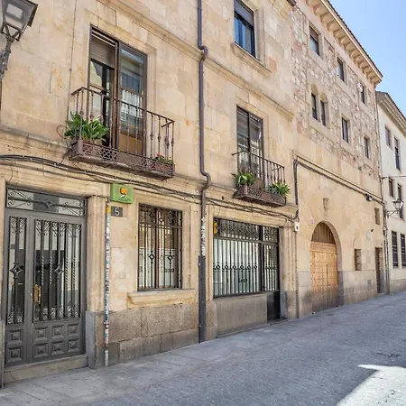 Apartment Candela *